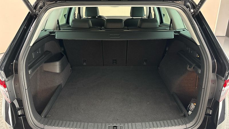 Škoda Kodiaq 2.0 TDI DSG 4x4 Style - fotka 17 z 31
