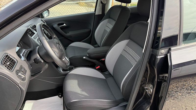 Volkswagen Polo (2014) 1.2TSi 66kW REZERVOVANO - fotka 9 z 22