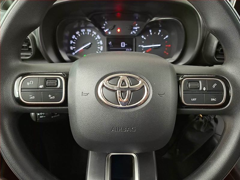 Toyota ProAce City (2023) 1.5 D-4D, ČR, DPH - fotka 16 z 17