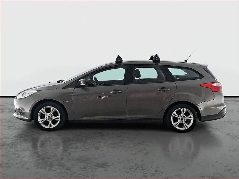Ford Focus (2012) 1.6 i - fotka 3 z 17