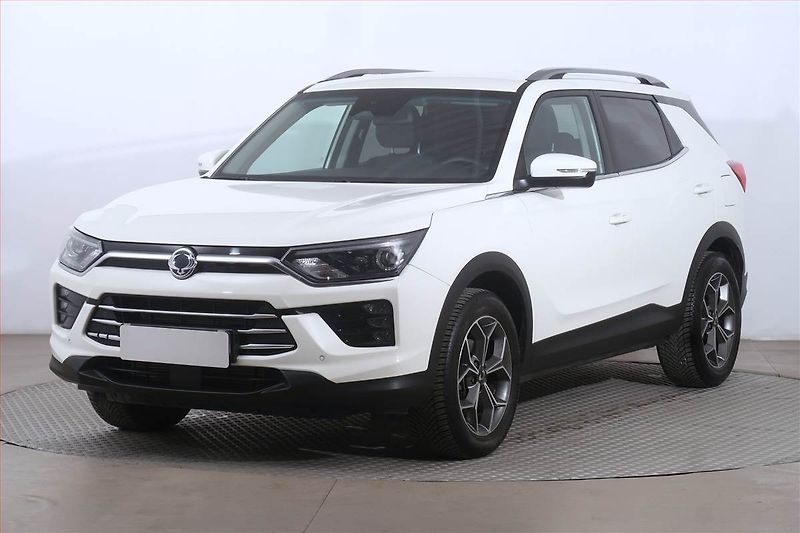 SsangYong Korando (2024) Premium 1.5 T-GDI - fotka 2 z 24