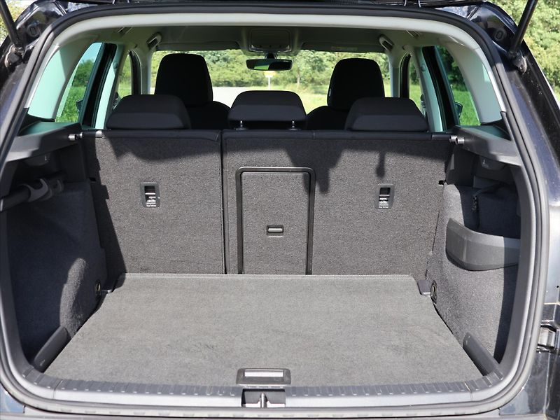 Škoda Karoq 1,0 TSI Soleil LED 1.Majitel - fotka 8 z 27