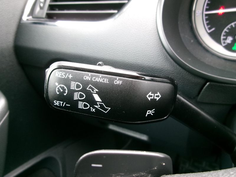 Škoda Octavia (2019) 1,5TSI DSG AC TEMP ČR - fotka 21 z 36