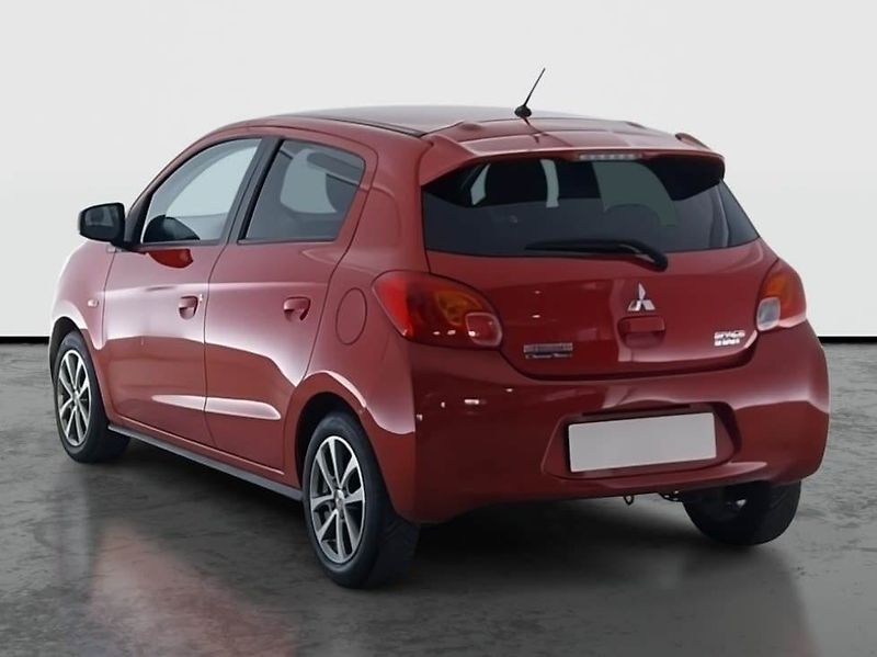 Mitsubishi Space Star (2015) 1.2 MIVEC, Vyhř. sedaček - fotka 4 z 16