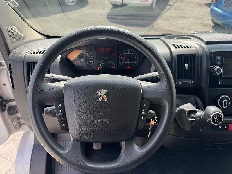 Peugeot Boxer (2021) L1H1 2.2HDi 88kW - fotka 12 z 29