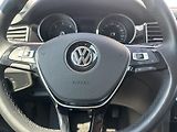 Volkswagen Golf Sportsvan (2014) 2.0 TDI 1. majitel, ser. kniha - náhled 27