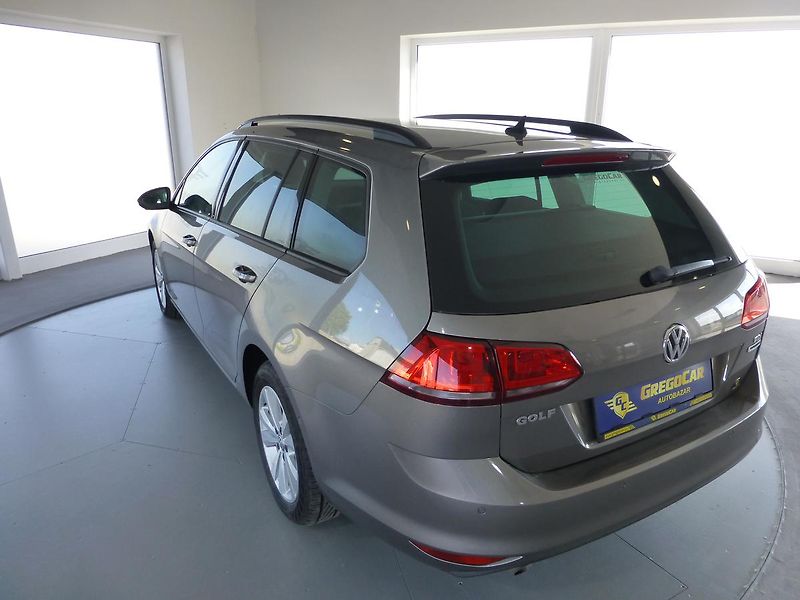 Volkswagen Golf (2014) 1,6TDI*NAVI*DIGI**ALU**PARK.S - fotka 7 z 24