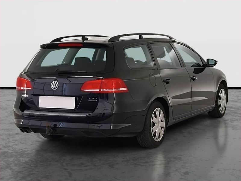 Volkswagen Passat (2011) 2.0 TDI, Serv.kniha, Navi - fotka 5 z 19