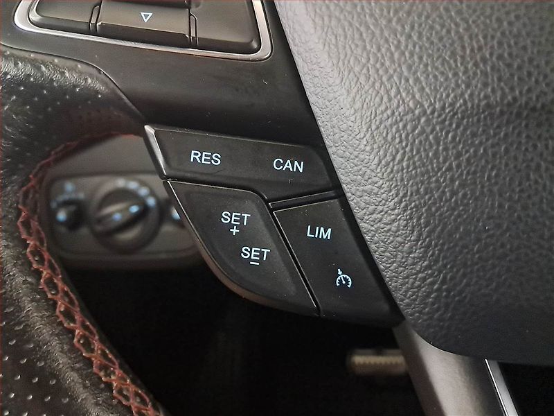 Ford Kuga (2019) ST-Line 2.0 TDCi, 4X4 - fotka 19 z 21