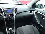 Hyundai i30 (2013) 1.6 MPI, LPG, Tempomat - náhled 8