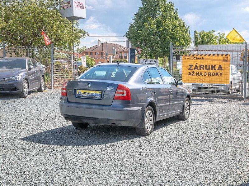 Škoda Octavia (2008) ČR 2.0TDI 103KW man – DIGI - fotka 5 z 37
