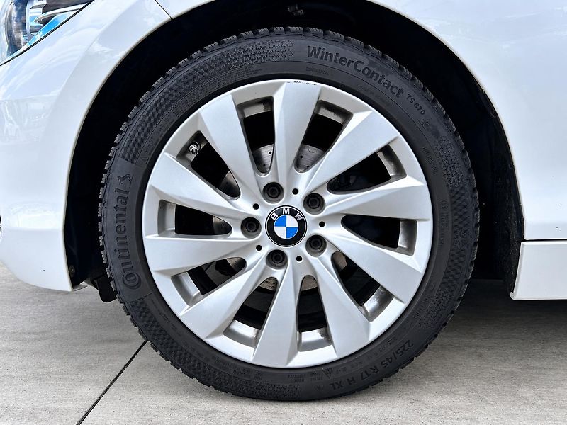 BMW Řada 1 118i Model Sport Line - fotka 18 z 18