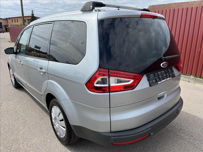Ford Galaxy 2.0 TDCi 7.MÍST KLIMA ROZVODY - fotka 8 z 40