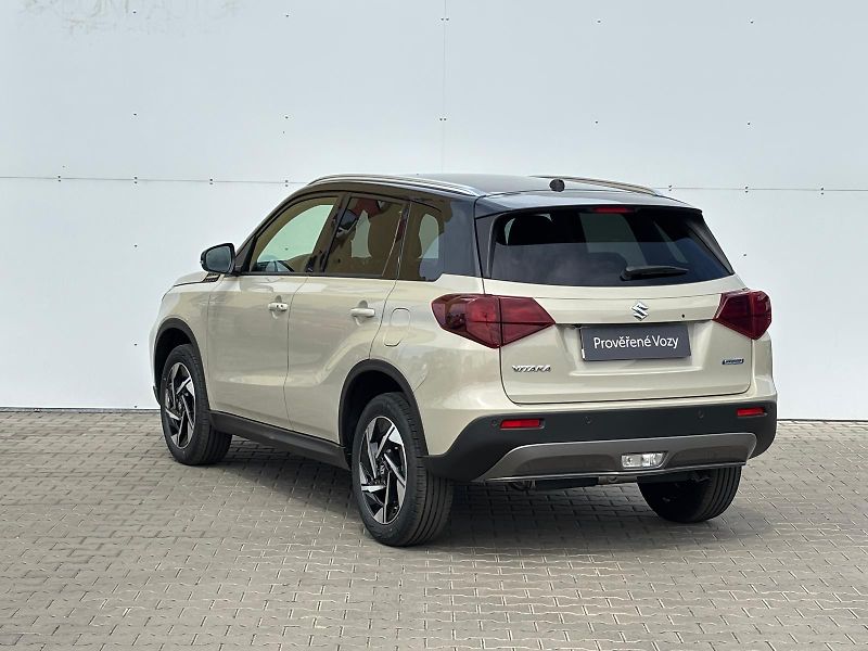 Suzuki Vitara 1,4 BoosterJet Elegance - fotka 7 z 26