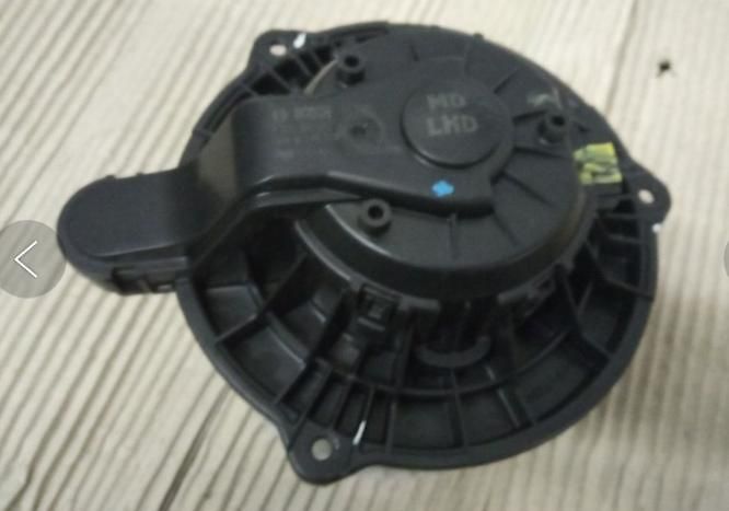 Hyundai i30 ventilátor vnitřní - fotka 1 z 1