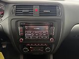 Volkswagen Jetta 1,2   1.MAJITEL, 77KW, SERVISK - náhled 16