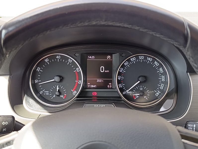 Škoda Fabia 1.2TSI 66kW STYLE ČR - fotka 19 z 29