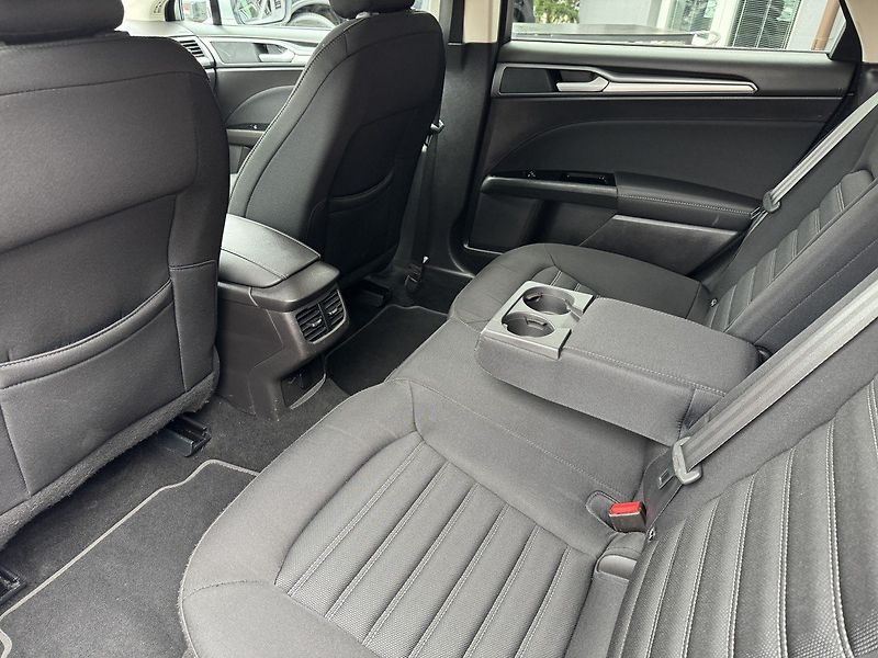 Ford Mondeo (2018) 2.0TDCi Automat Navi Tažné Zař - fotka 21 z 47