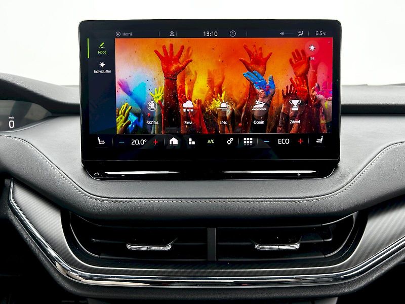 Škoda Enyaq (2022) 80 iV 220kW 4x4 RS - fotka 19 z 35