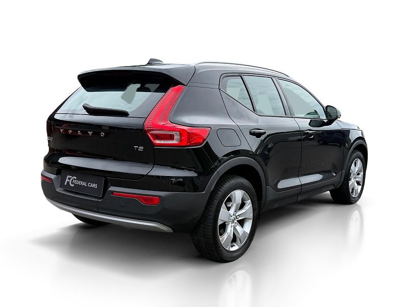 Volvo XC40 T2 FWD // CORE // PANORAMA - fotka 5 z 30