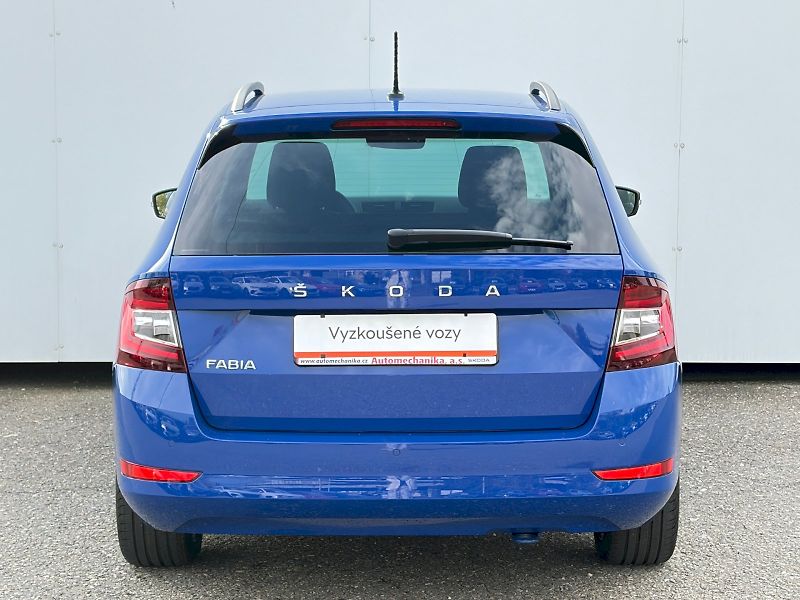 Škoda Fabia (2022) Combi 1.0 TSI / 70kW / BLACK T - fotka 11 z 30