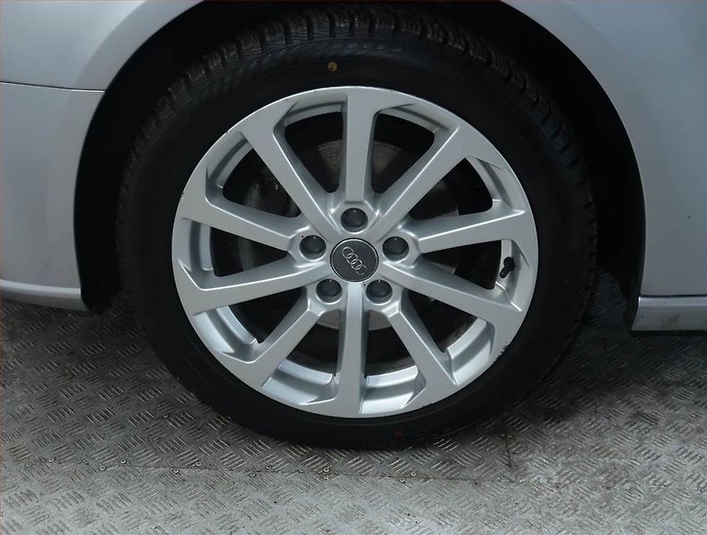 Audi A3 (2016) Ambition 1.6 TDI, Automat - fotka 14 z 16