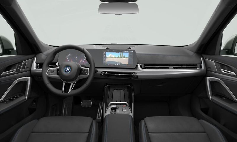 BMW iX1 eDrive20 - fotka 3 z 4