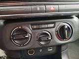 Citroën C3 (2017) 1.2 PureTech, Tempomat - náhled 13