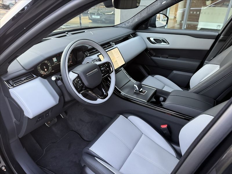 Land Rover Range Rover Velar 3,0 AUTOBIOGRAPHY D300 - fotka 11 z 37