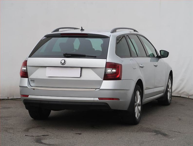 Škoda Octavia (2020) Style 1.6 TDI, Serv.kniha - fotka 5 z 25