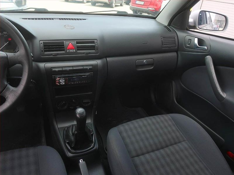 Škoda Octavia (2008) 1.9 TDI , po STK, Tažné - fotka 8 z 13