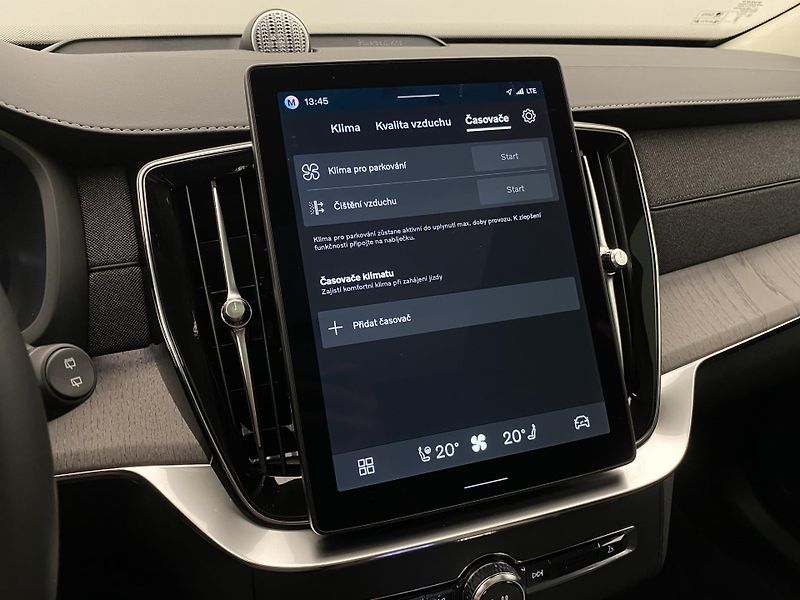 Volvo XC90 T8 AWD RECHARGE ULT REZERVACE - fotka 47 z 68