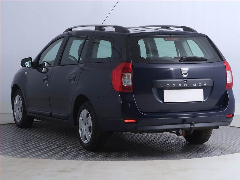 Dacia Logan (2017) 0.9 TCe, Tažné, za dobrou cenu - fotka 4 z 15