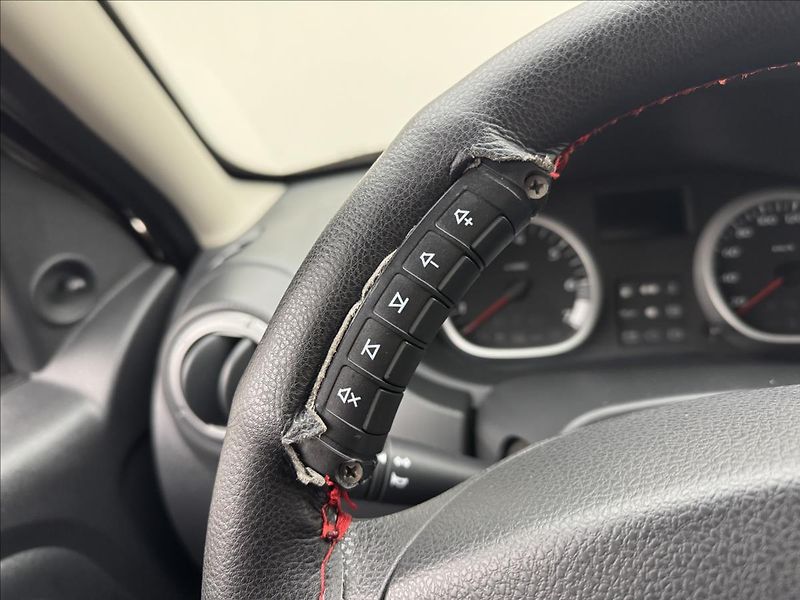 Dacia Duster 1,6 i 77kW AC LED TAŽNÉ KAMERA - fotka 9 z 33