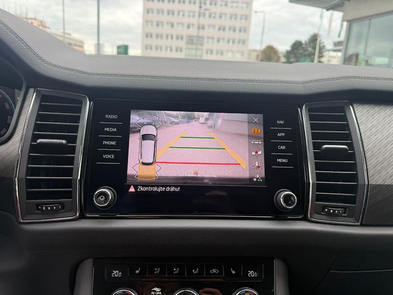 Škoda Kodiaq Style 2.0 TDI 147kw DSG 4x4 - fotka 16 z 25