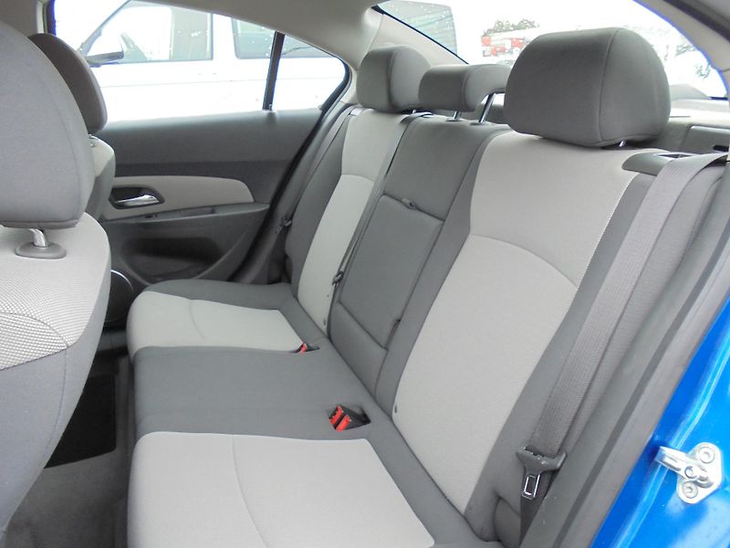 Chevrolet Cruze (2009) 1.6i- KLIMA- 8x AIRBAG- TAŽNÝ - fotka 11 z 11