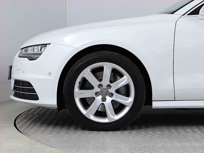 Audi A7 (2015) S-Line 3.0 TDI - fotka 13 z 22
