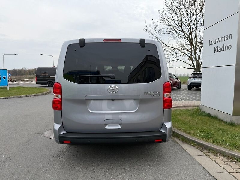 Toyota ProAce Verso L1 2.2D MAN6 Business Comfort - fotka 5 z 8