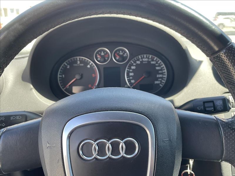 Audi A3 2,0 TDi 103kW*S-line*servis - fotka 13 z 47