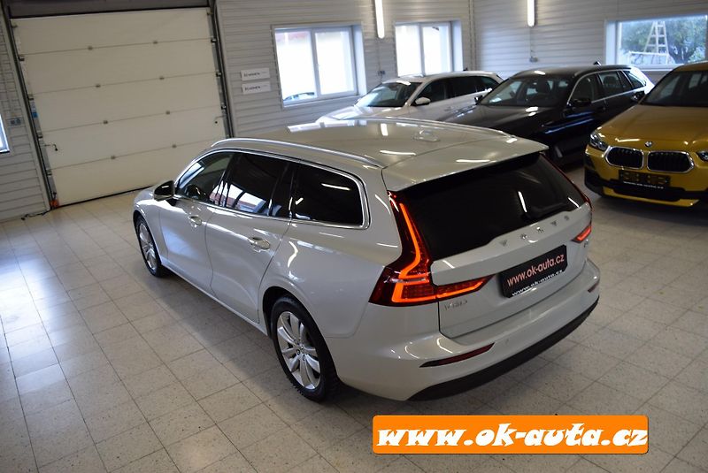 Volvo V60 2.0 D PRAV.SERVIS AUTOMAT 2020 - fotka 4 z 61