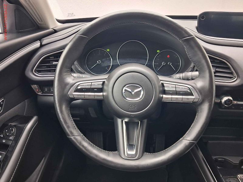 Mazda CX-30 (2022) 2.0 Skyactiv-G, navi - fotka 11 z 19