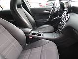 Mercedes-Benz Třídy A (2013) A 180 CDI, Automat, Tempomat - náhled 9