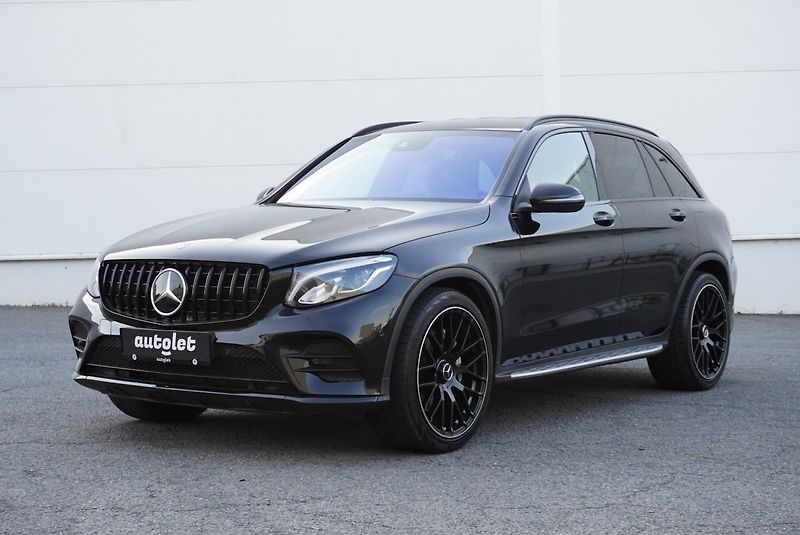 Mercedes-Benz GLC (2019) 300 4MATIC AMG - fotka 6 z 32