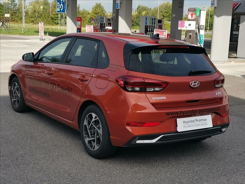 Hyundai i30 1,0 T-GDI Smart - fotka 5 z 17