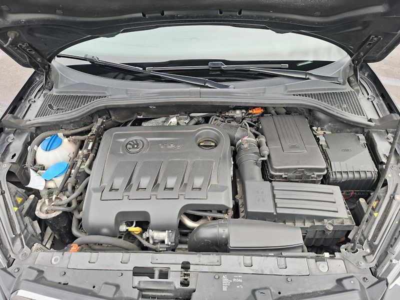 Škoda Yeti (2014) 2.0TDi 103kW,DSG,4x4,tažné - fotka 15 z 18