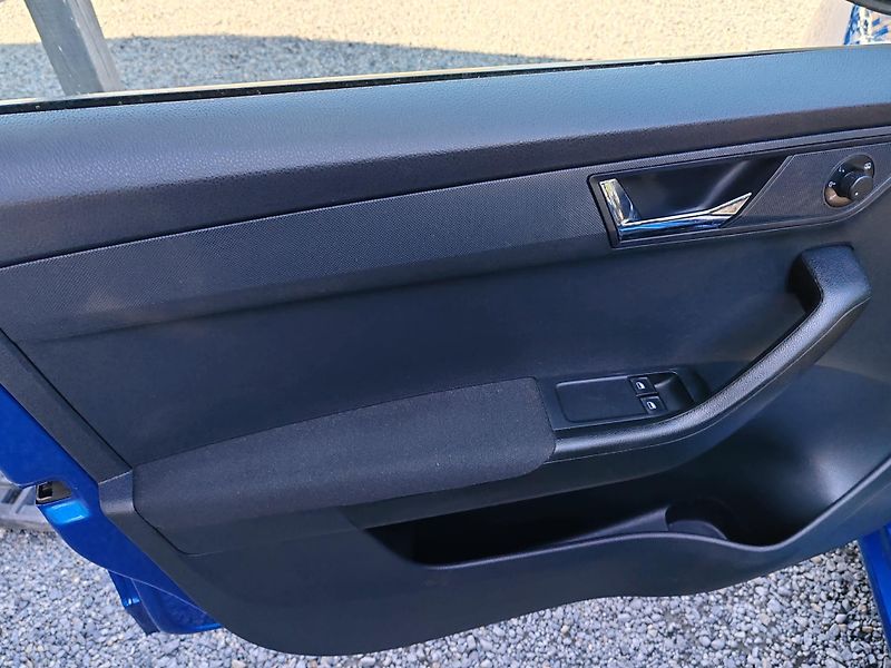 Škoda Fabia 1.0 TSI LPG - fotka 9 z 20