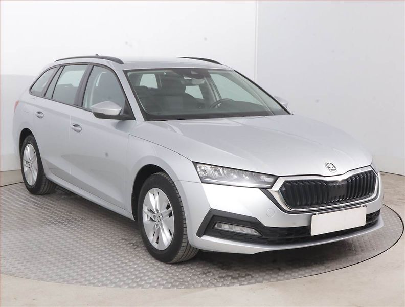 Škoda Octavia (2023) Ambition 2.0 TDI - fotka 1 z 15
