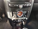 Mini Cooper 1.6/90kW PANO,NAVI - náhled 17