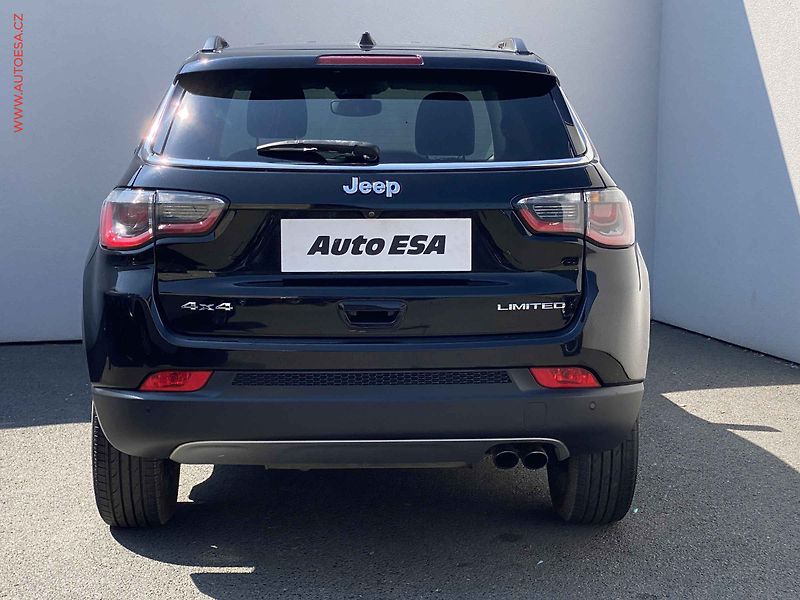 Jeep Compass (2020) 1.4T 4X4, Limited, AT, +ALU - fotka 5 z 22
