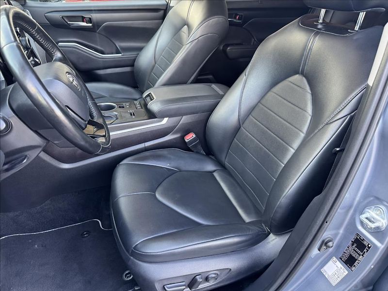 Toyota Highlander 2,5 Hybrid,Tažné,DPH - fotka 23 z 27